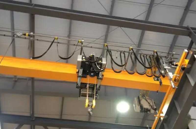 新型歐標(biāo)電動單梁橋式起重機(jī)